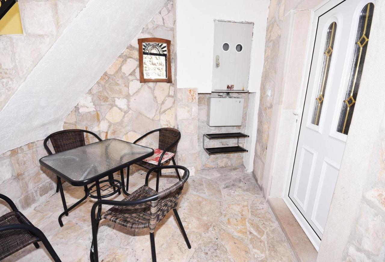 Vila Kula 1830 Apartments Herceg Novi Dış mekan fotoğraf