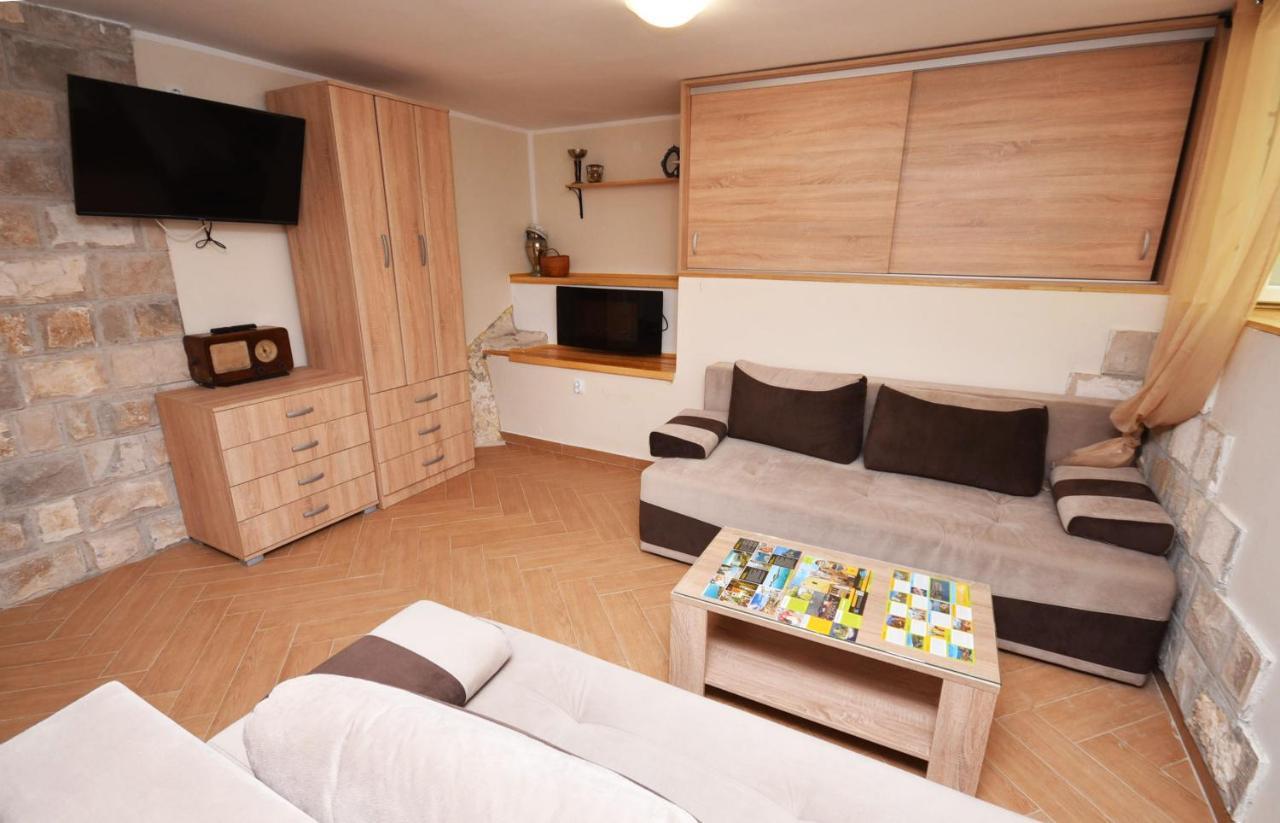Vila Kula 1830 Apartments Herceg Novi Dış mekan fotoğraf