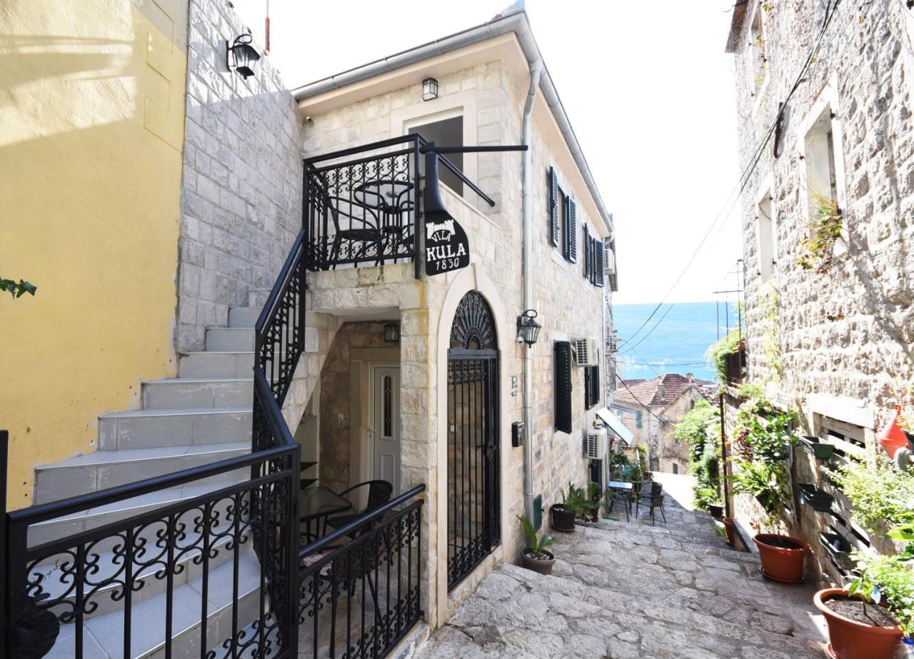 Vila Kula 1830 Apartments Herceg Novi Dış mekan fotoğraf
