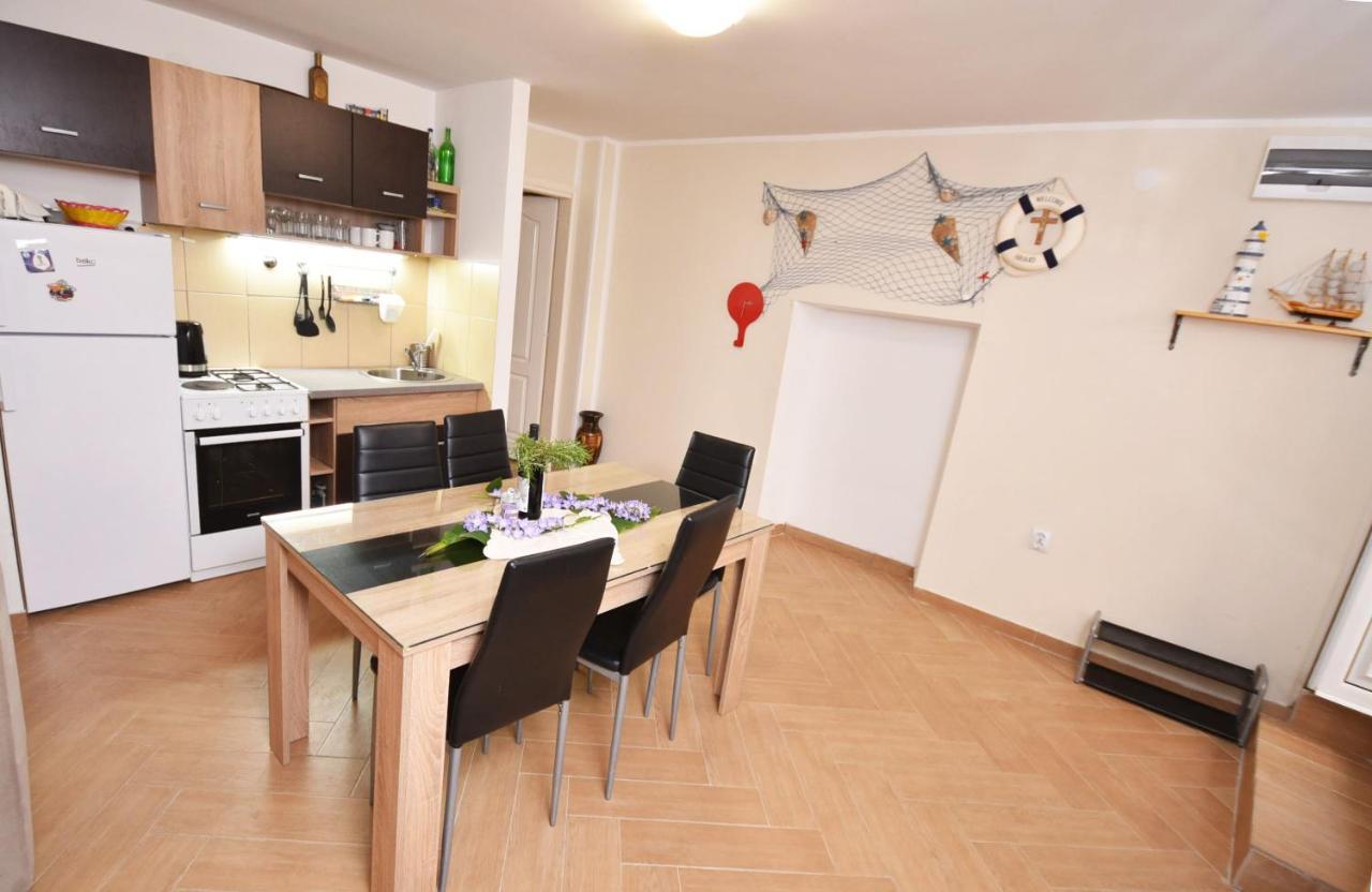 Vila Kula 1830 Apartments Herceg Novi Dış mekan fotoğraf